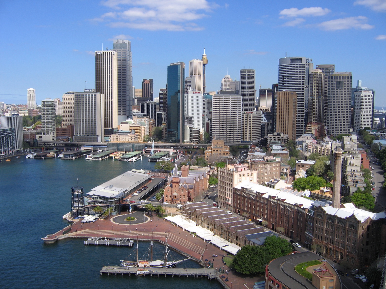 Sydney - Blick zum Circular Quay von der Harbour Bridge